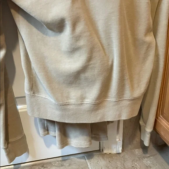 Juicy Couture Cream Velour Hoodie with Pink Label - Picture 14 of 15